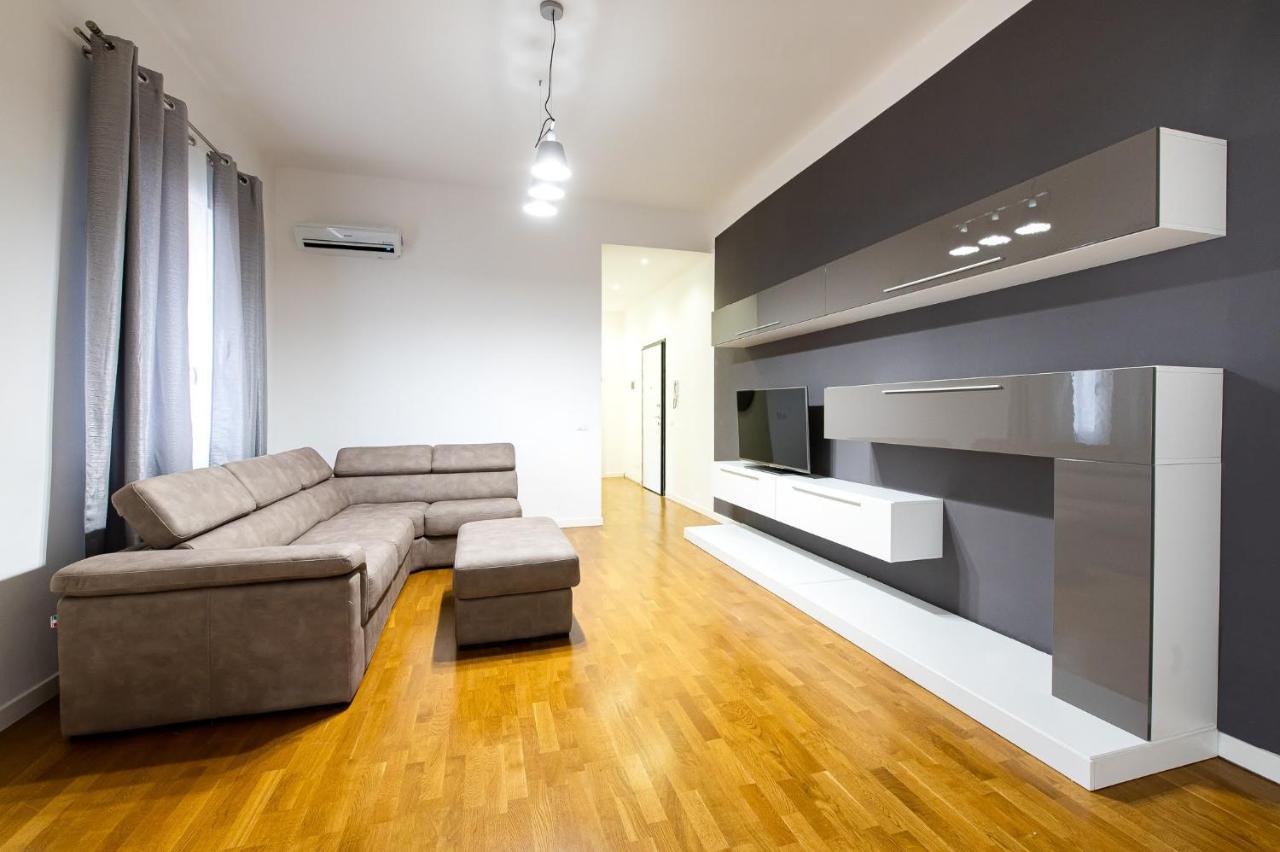 Casa di Dada - statua Apartment Palermo Luaran gambar