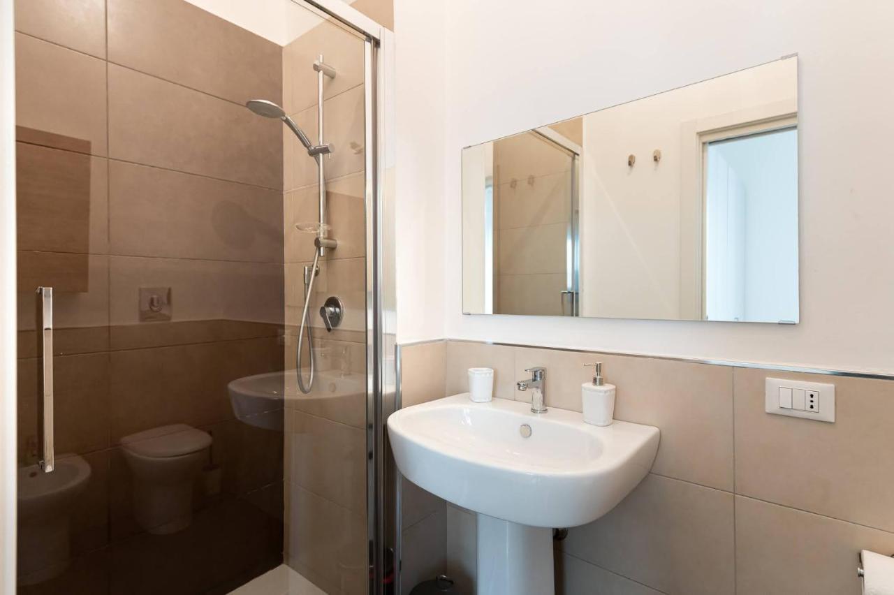 Casa di Dada - statua Apartment Palermo Luaran gambar
